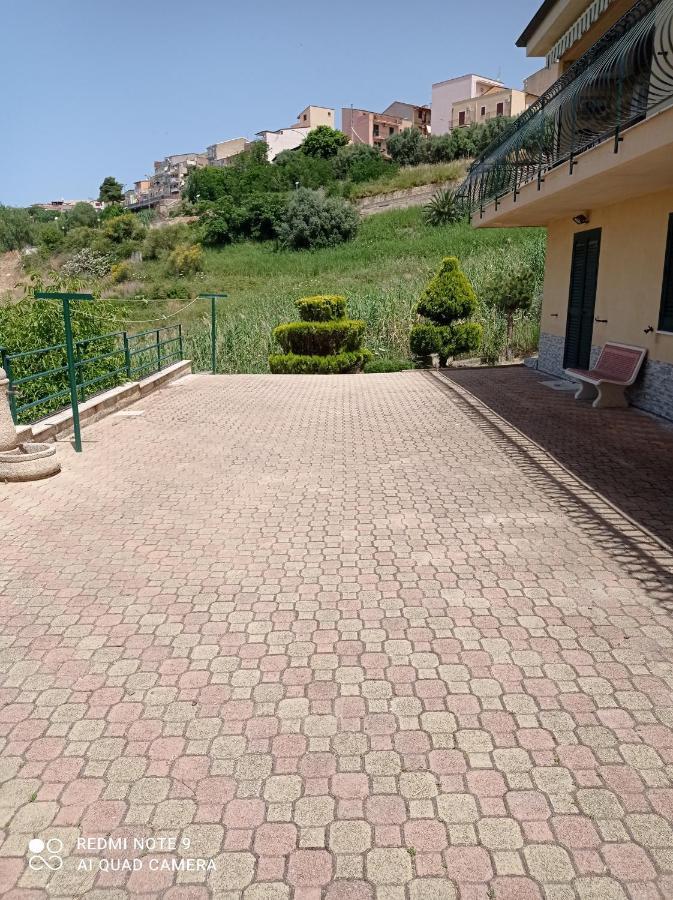 Villa Belvedere Campofelice Di Roccella Exterior photo